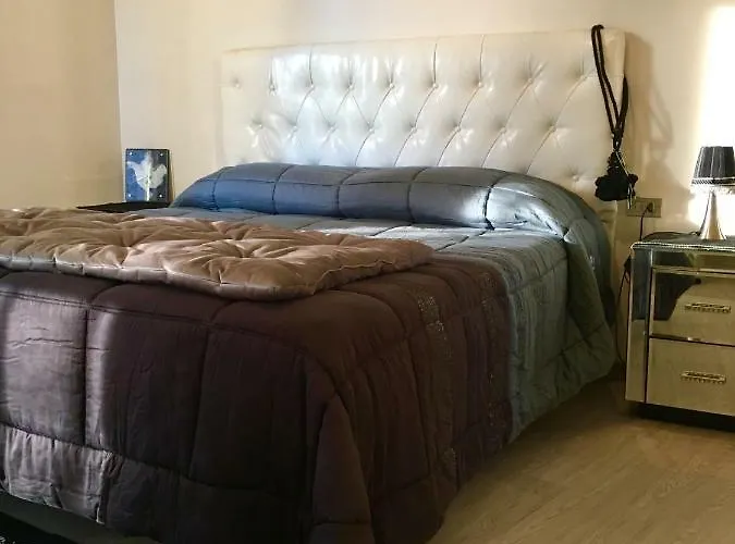 Casa Laura Виареджо